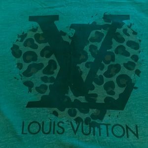 Green LV short sleeve T-shirt size XL